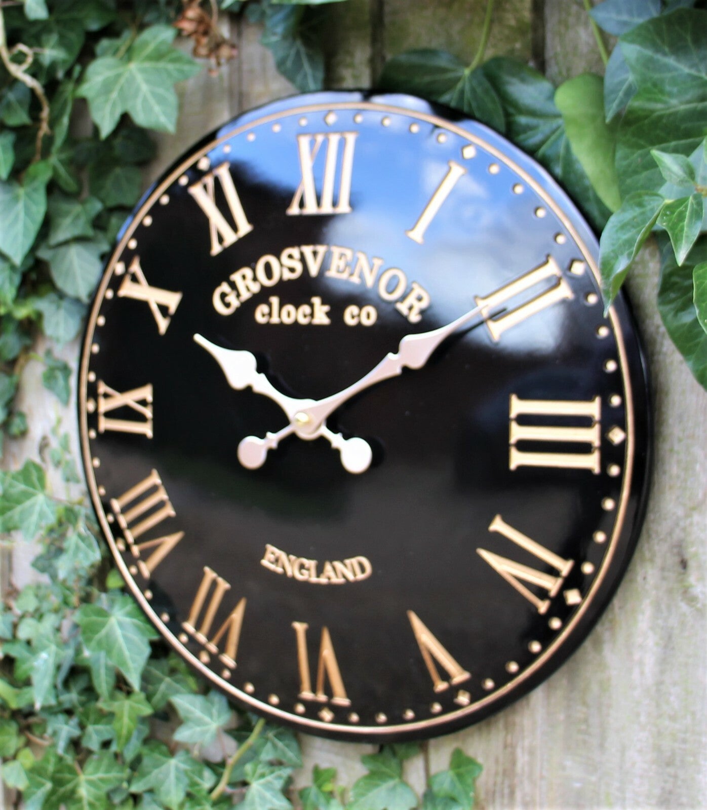 Outdoor Indoor Garden Wall Clock Station Hand Painted Church Clock Home Decor