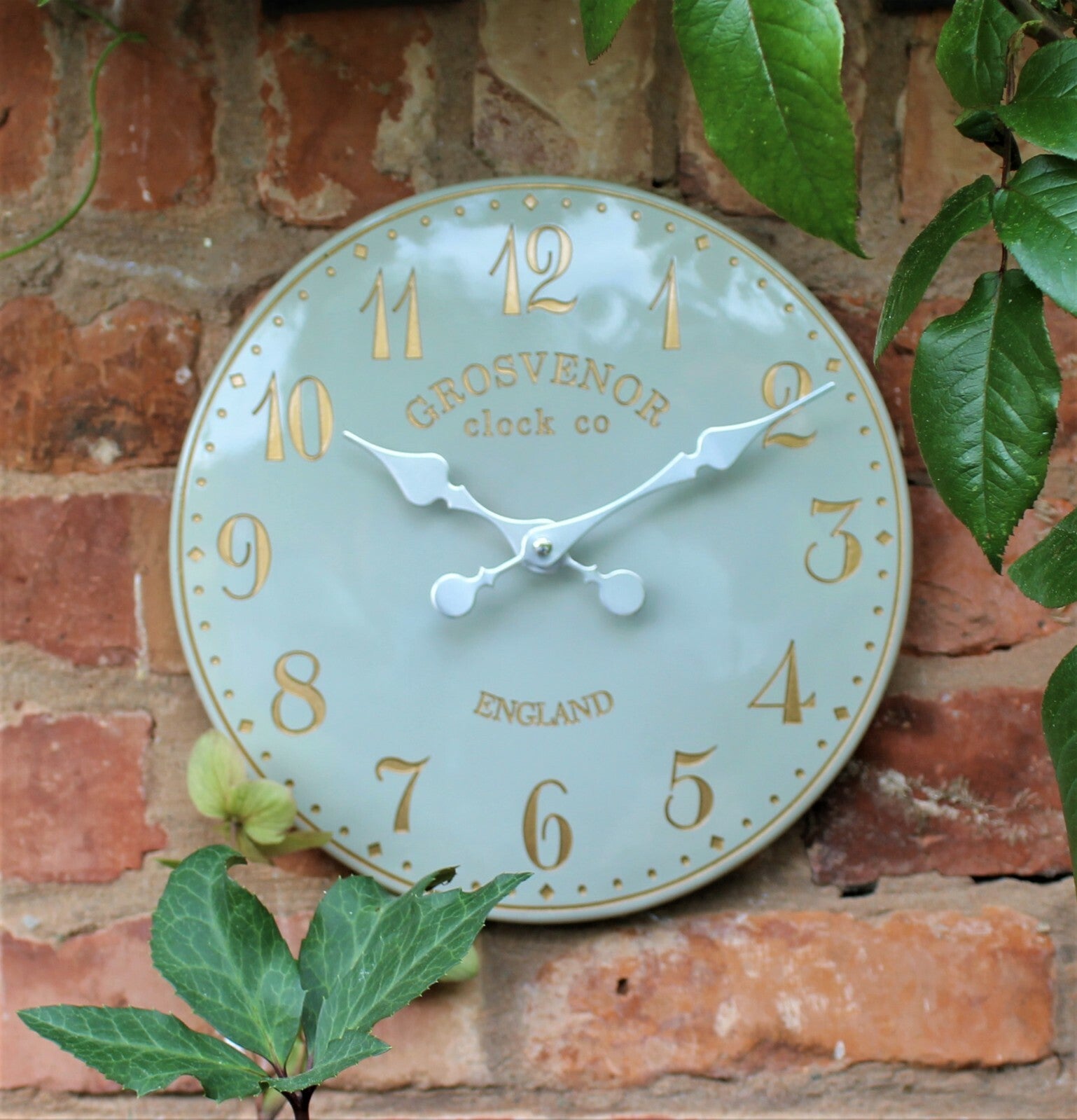 Outdoor Indoor Garden Wall Clock Station Hand Painted Church Clock Home Decor